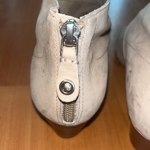 Nurture women’s tan Bardin open toe booties Size 6.5 - Picture 9 of 12